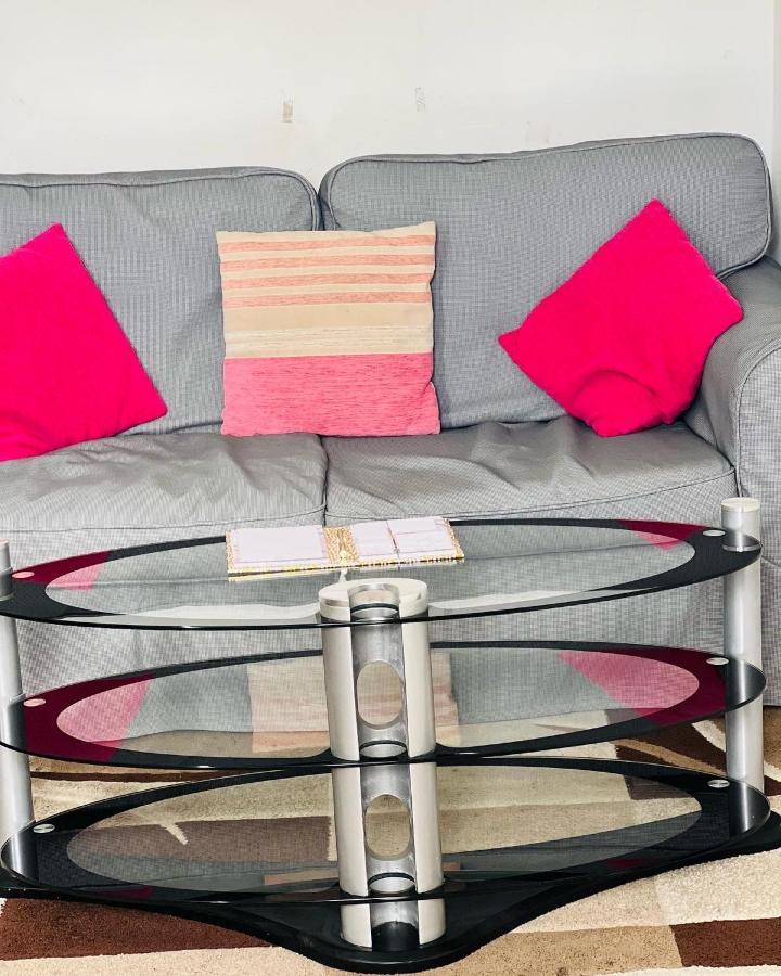 Simple 2bed Flat In Edinburgh. * Édimbourg
