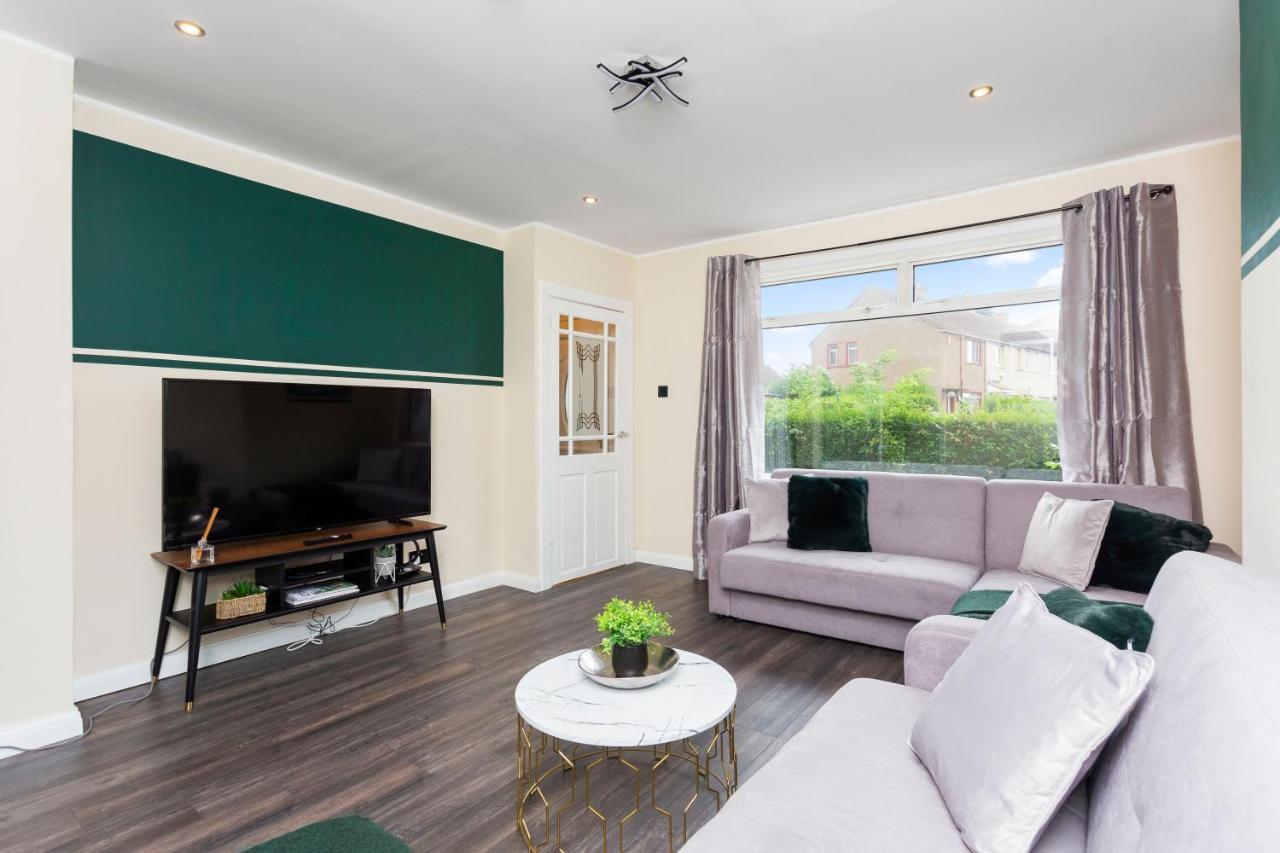 Apartment Stylish 3 Bed Abode-parking And Garden *