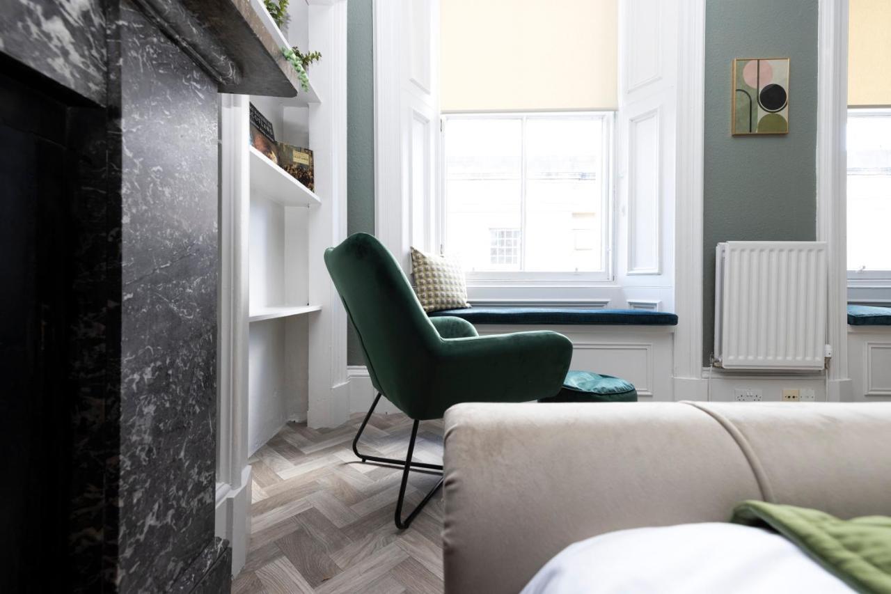 Joivy Homely By St Giles With Desk Appartement