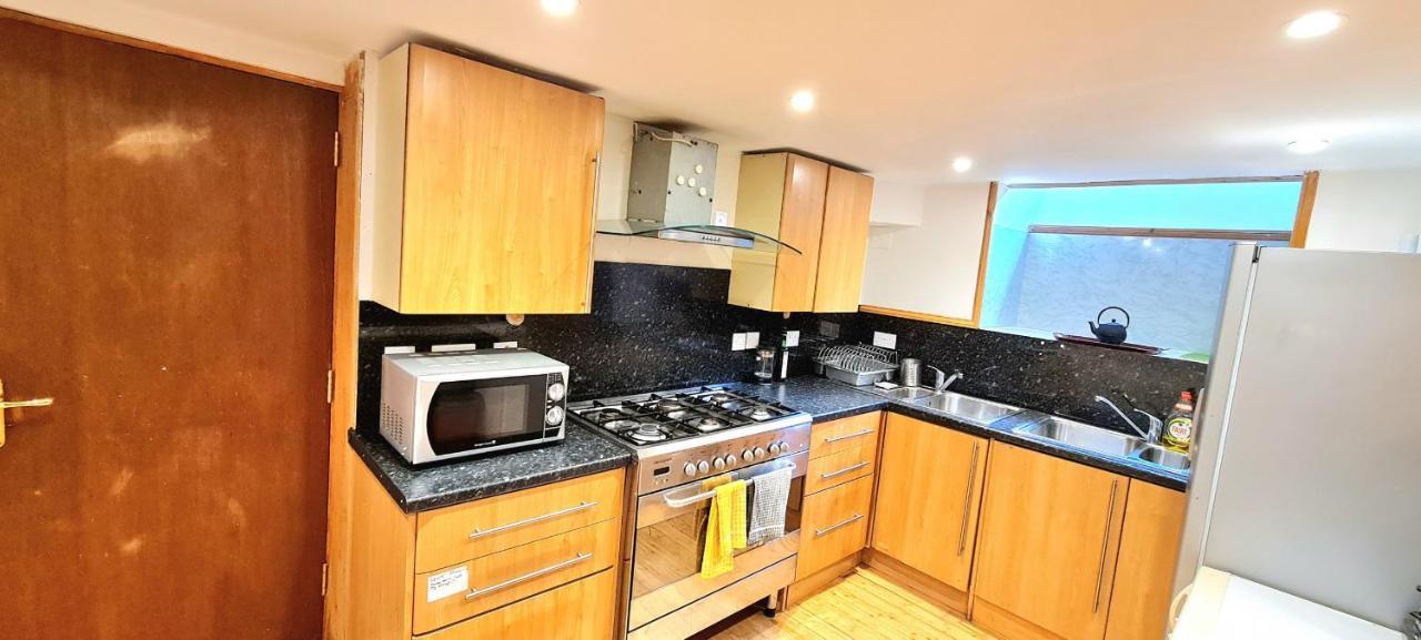 Apartment Luxury Five Bedroom Deluxe Duplex I Centre I Fully Equipped I Fountainpark *
