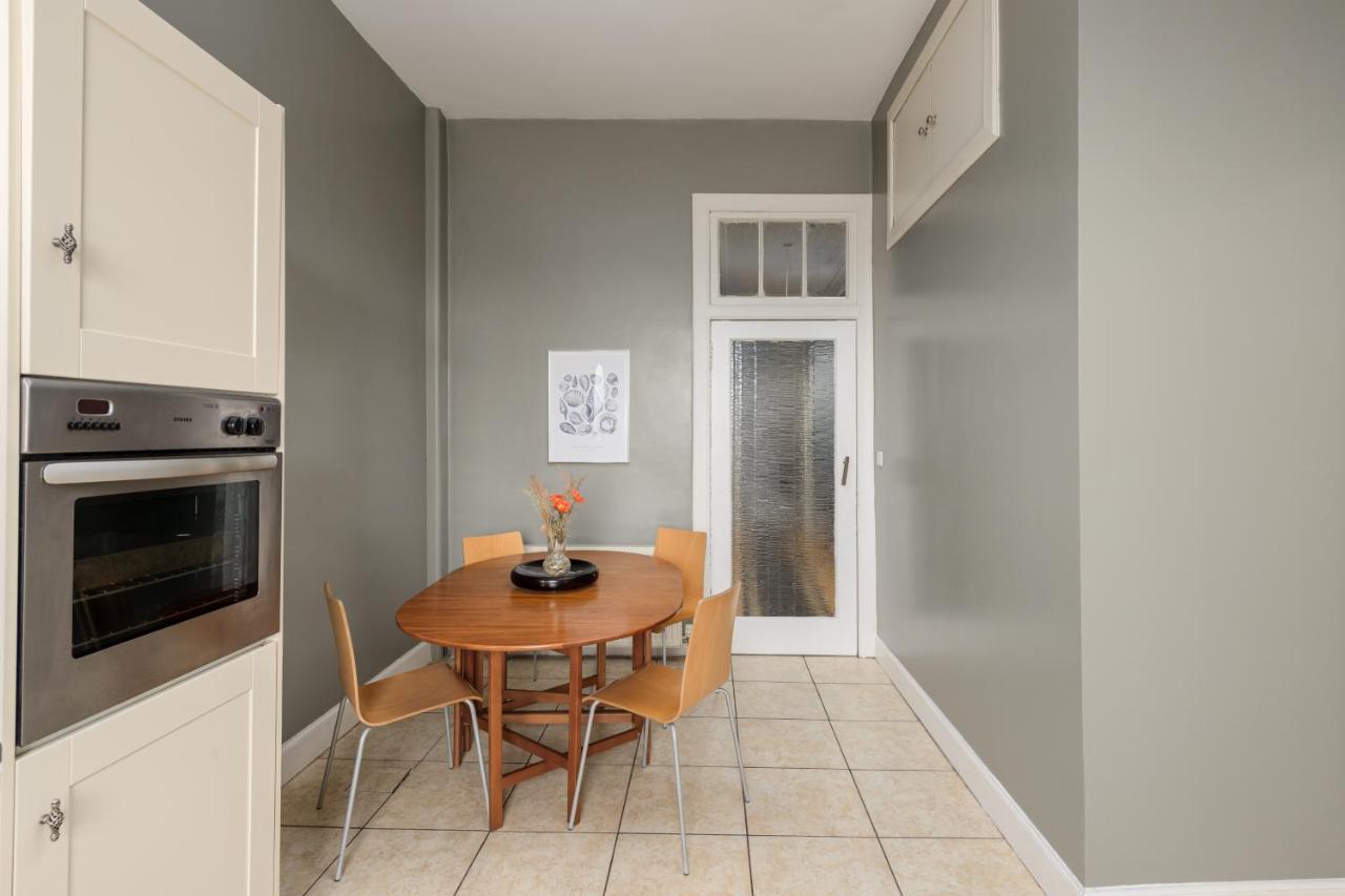 2 Bed Old Town - Next To Castle * Edinburgh