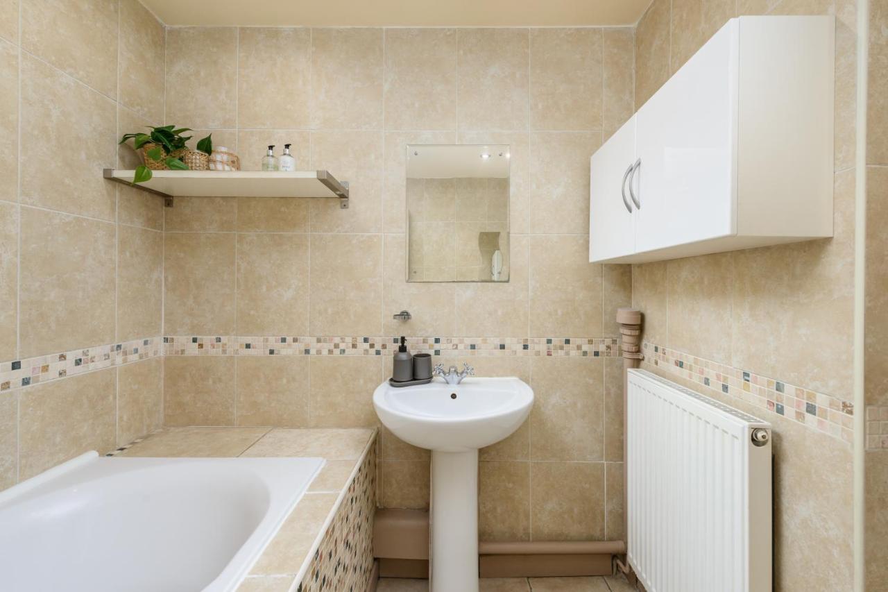 Apartment 2 Bed Old Town - Next To Castle Edinburgh