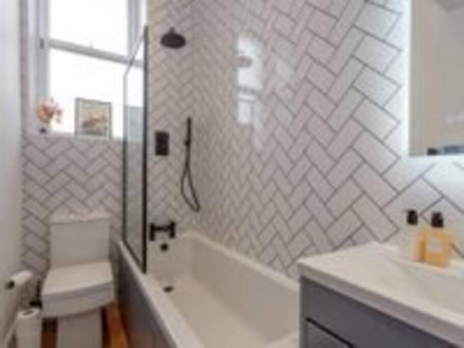 Luxury Apt Close To Meadows, Arthur Seat, Old Town Apartment Edinburgh