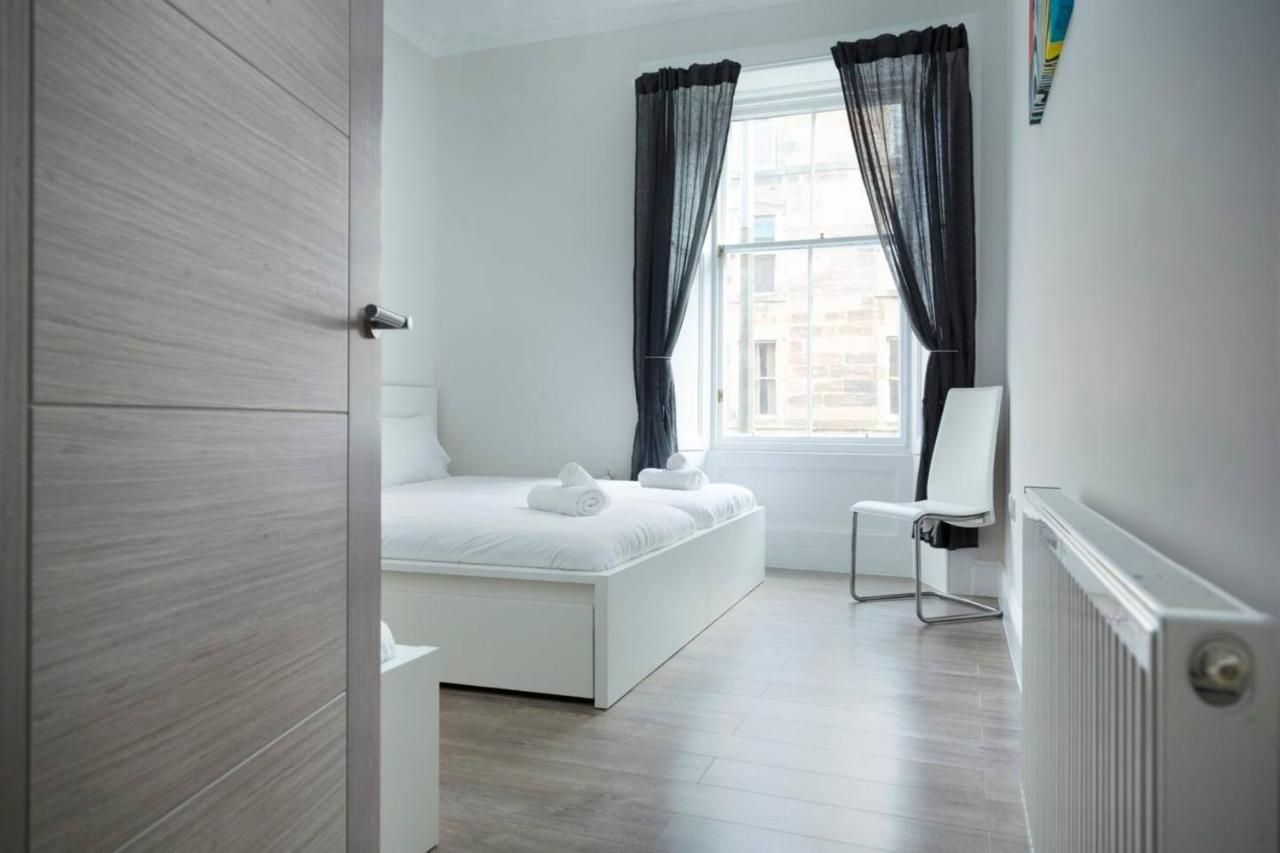 Apartment Bright 2 Bedroom Flat Next To Meadows Park
