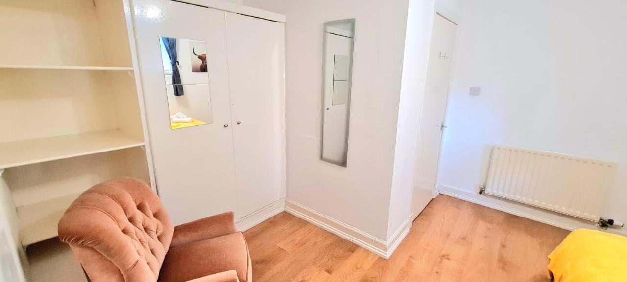 Luxury Five Bedroom Deluxe Duplex I Centre I Fully Equipped I Fountainpark Apartment