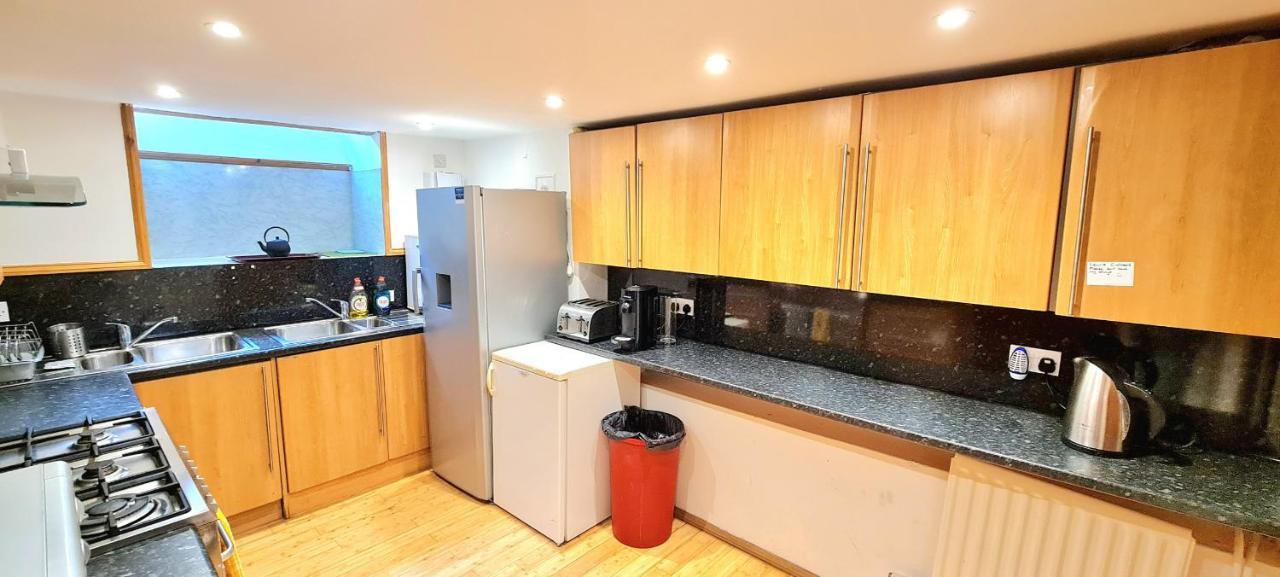 Luxury Five Bedroom Deluxe Duplex I Centre I Fully Equipped I Fountainpark Apartment *