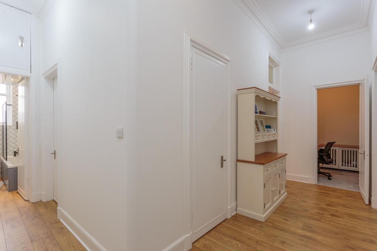 Luxury Apt Close To Meadows, Arthur Seat, Old Town