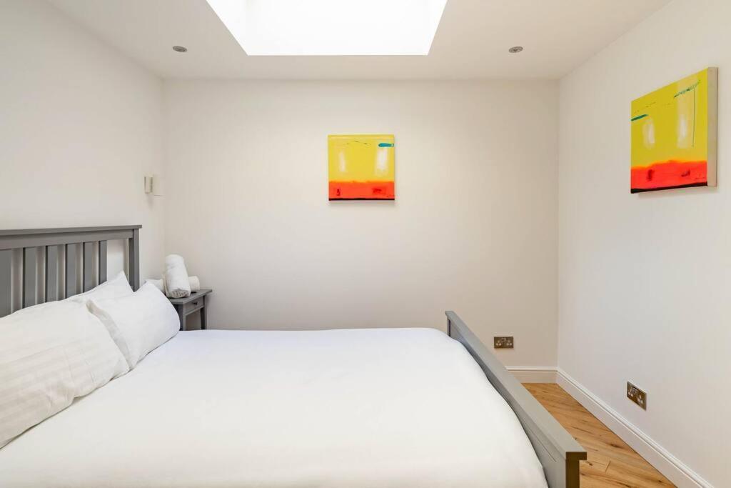 Apartment Central, Bright 2 Bed Flat - Pool & Sauna Edinburgh
