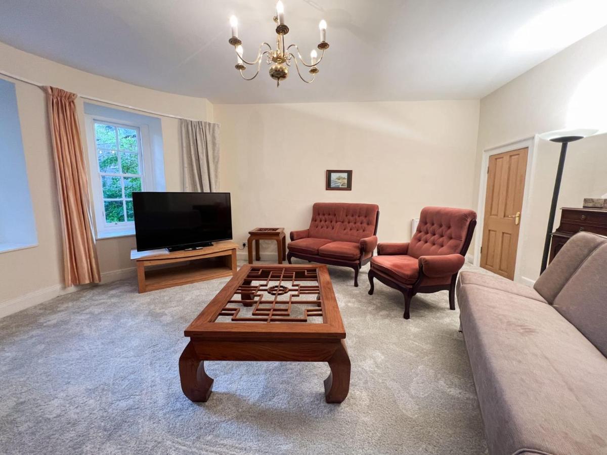 Appartement Spacious Flat Sleeps 8 Near Princes Street