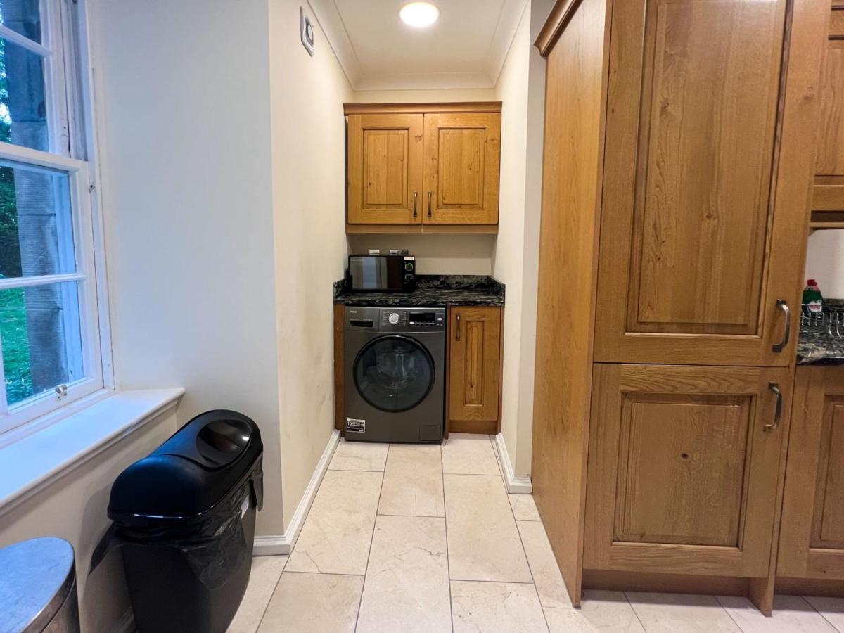 Appartement Spacious Flat Sleeps 8 Near Princes Street
