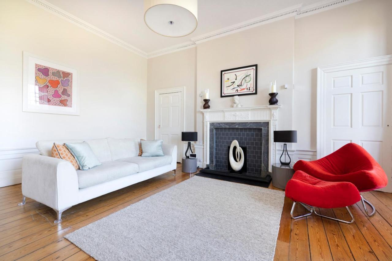 Joivy Contemporary Flat In The New Town Apartment *