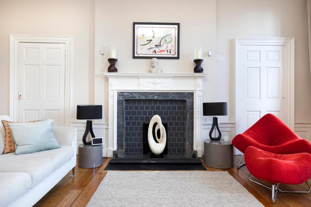 Joivy Contemporary Flat In The New Town Edinburgh