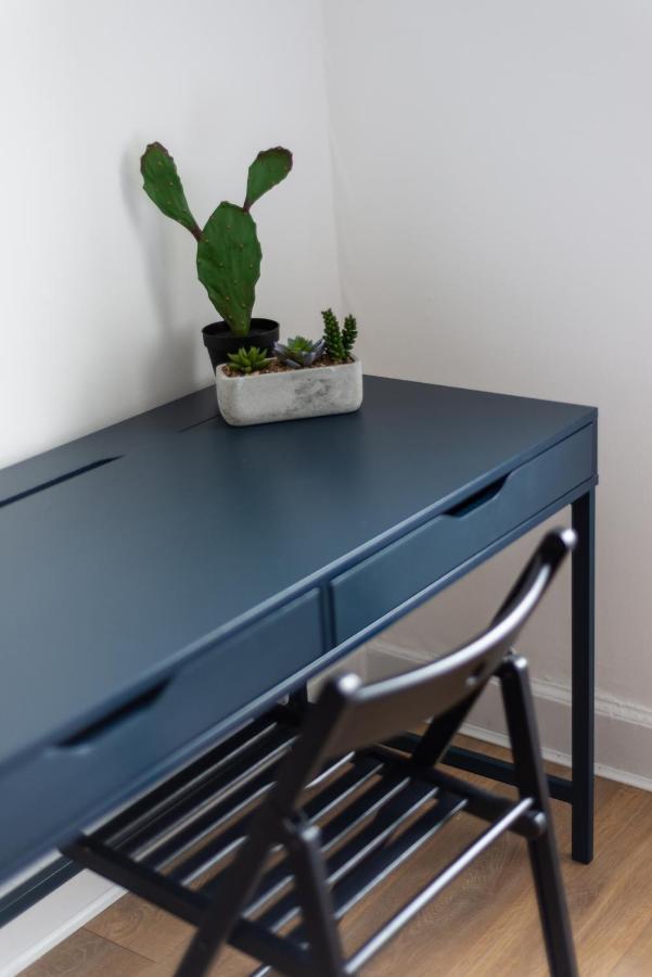 Lovely 1-bedroom In Apartment Edinburgh
