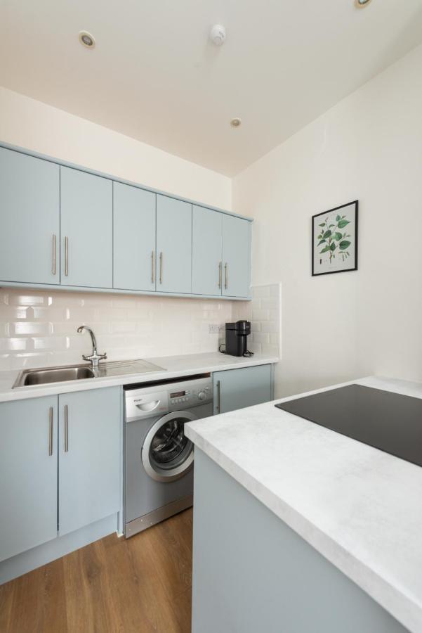 Apartment Lovely 1-bedroom In *