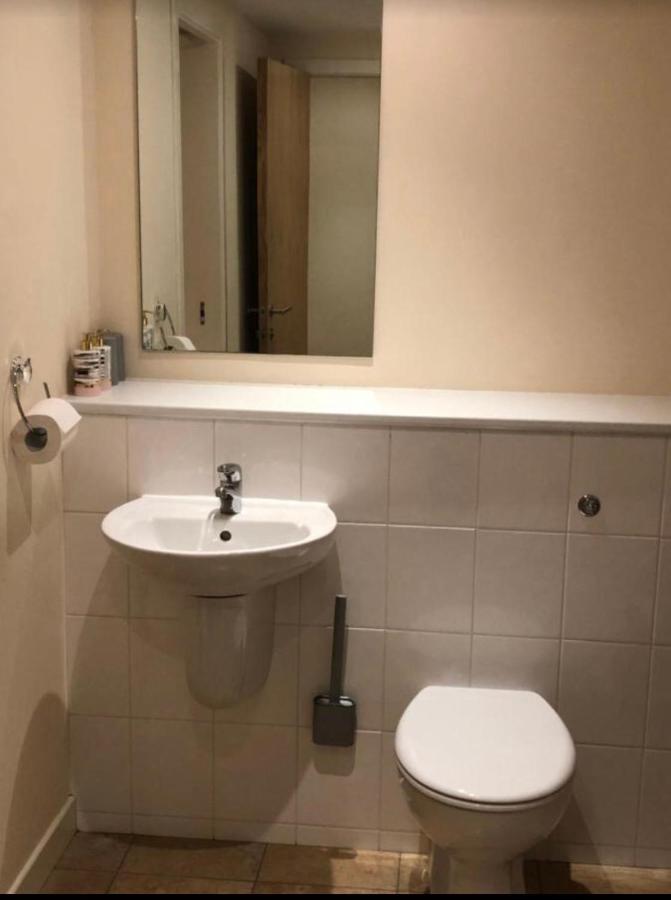 Private Parking 2 Bed 2 Bath * Edinburgh