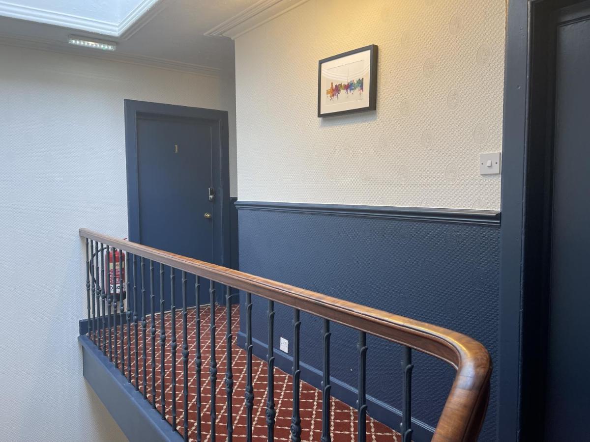 The Kingsview Townhouse - Boutique Auberge de jeunesse