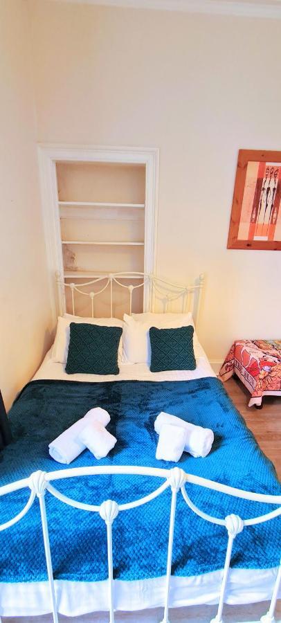 Spacious Ensuite In Centre - Five Star Amenities - Excellent Location * Edinburgh