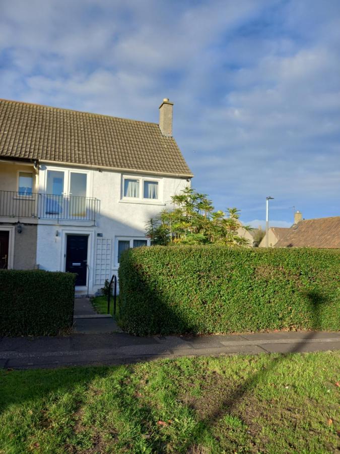White House In Edinburgh, 2 Bedroom Good Location *