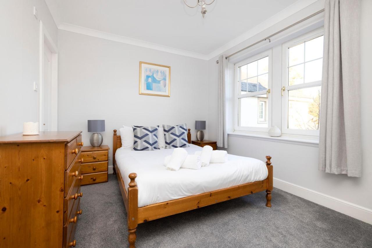 Joivy Modern Flat With Free Parking Apartment Edinburgh
