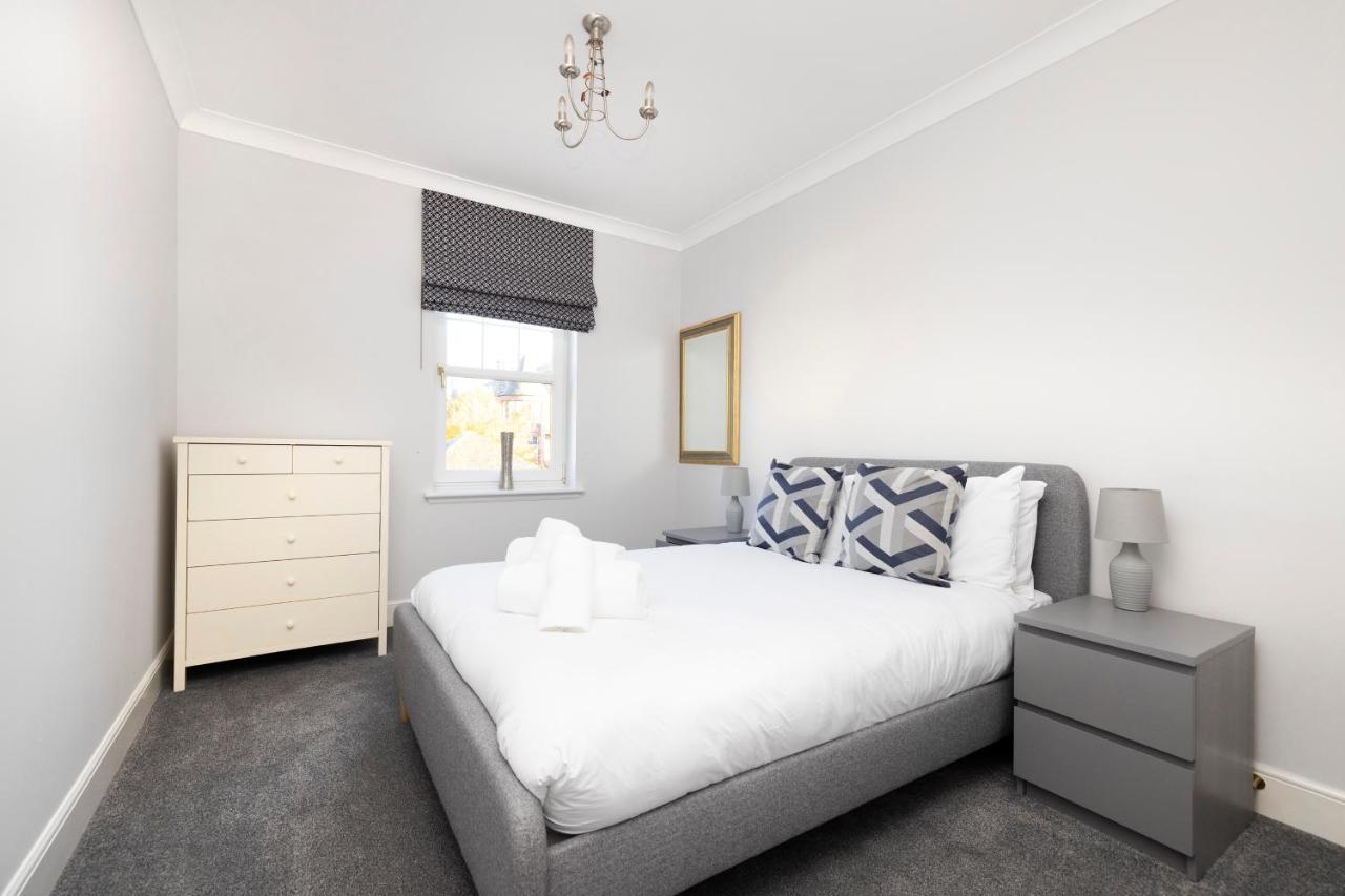 Apartment Joivy Modern Flat With Free Parking