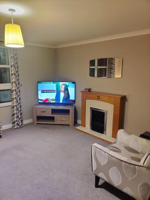 Next To The Palace And Royal Mile With Parking Apartment Edinburgh
