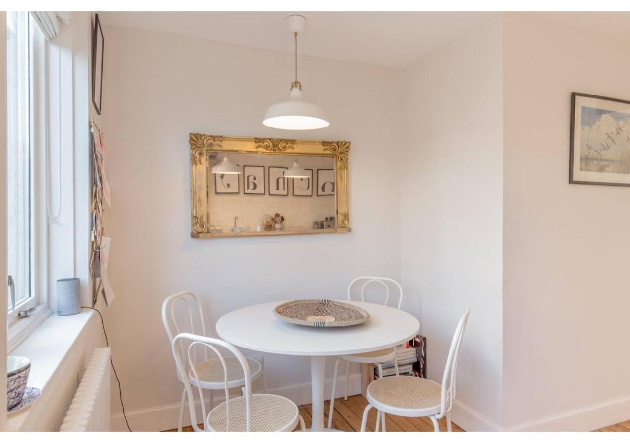 Apartment Altido Stylish Townhouse In Cool Stockbridge EDI