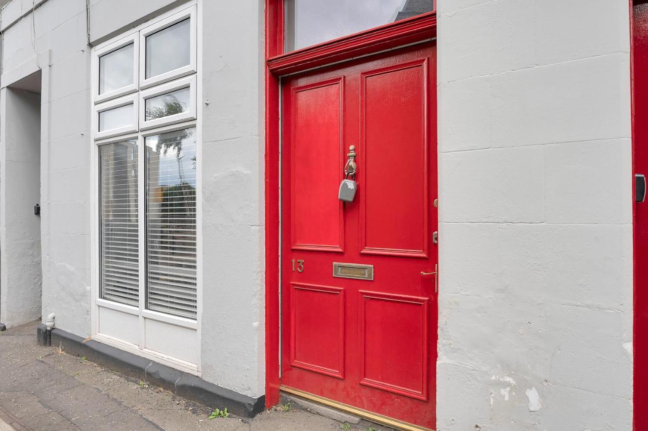 Apartment Centre 2 Bedroom Main Door Edinburgh
