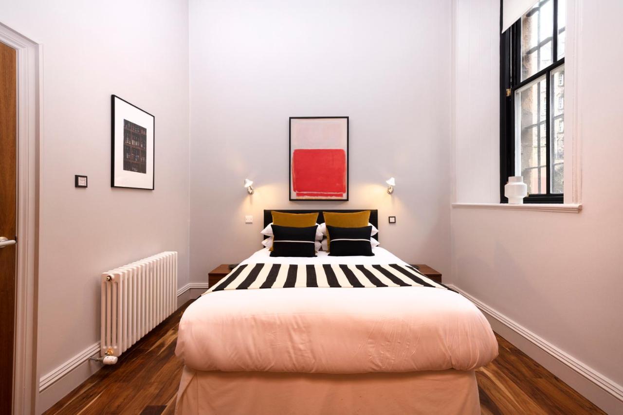 Joivy Chic 2br With Views At The Heart Of Old Town Apartment Edinburgh