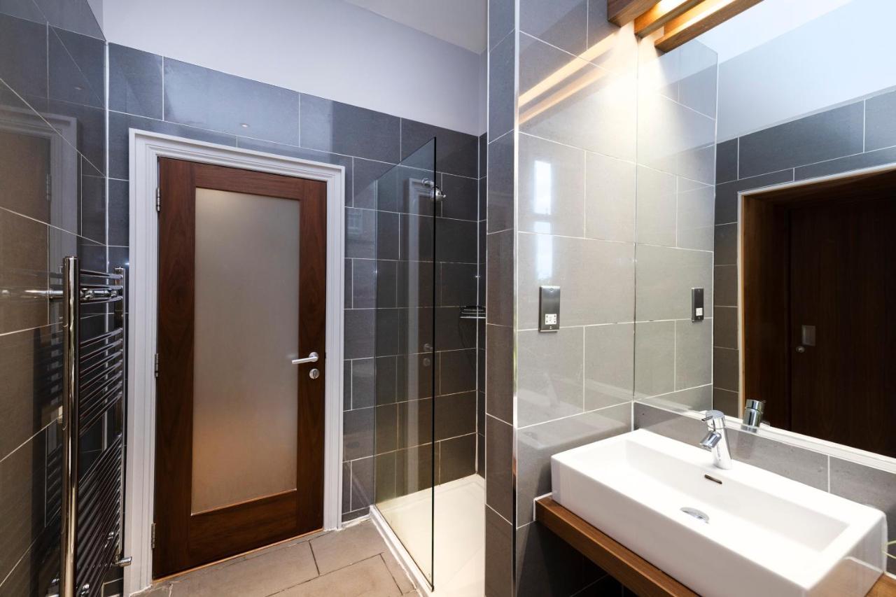 Joivy Chic 2br With Views At The Heart Of Old Town Apartment Edinburgh