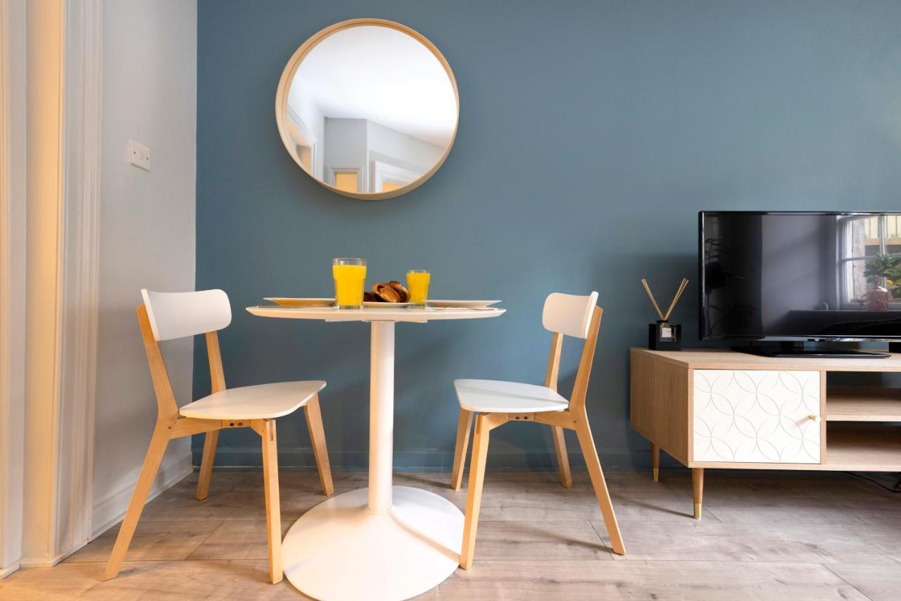 Joivy Modern Flats In New Town Appartement *