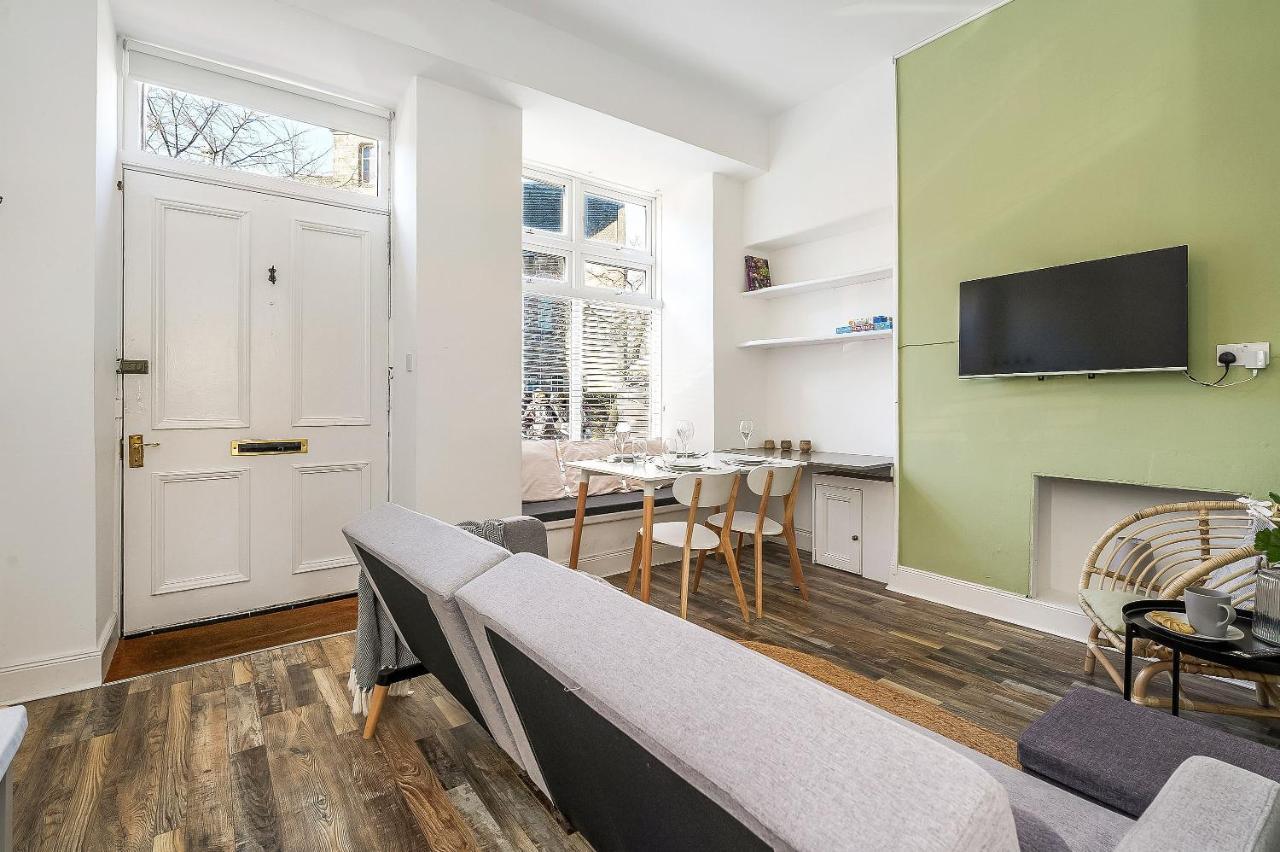 Centre 2 Bedroom Main Door Apartment