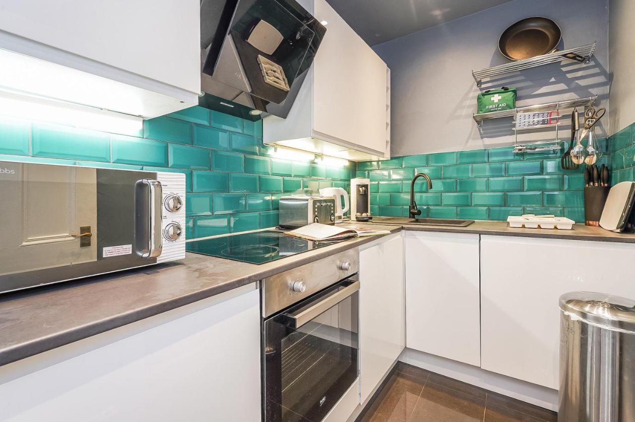 Centre 2 Bedroom Main Door * Edinburgh