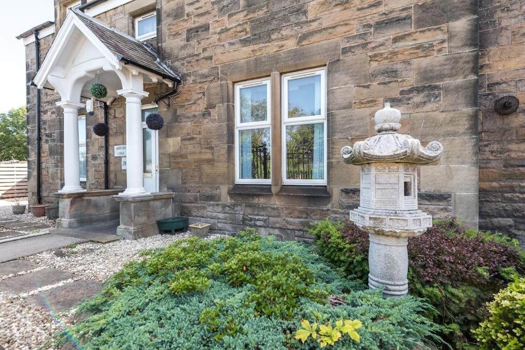 Abercorn Semi-detached House Edinburgh