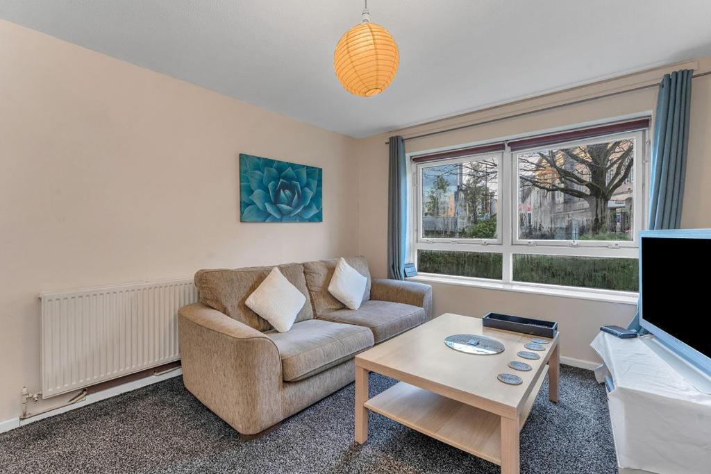 Apartment Edinburgh City Centre Aishia/Sakina Apartment