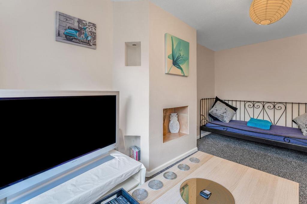 Apartment Edinburgh City Centre Aishia/Sakina Apartment