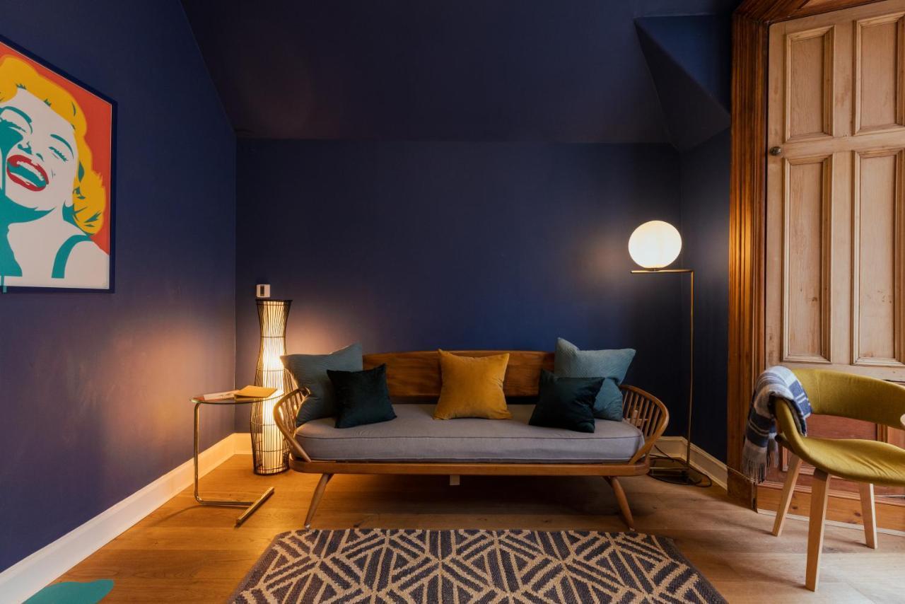 Joivy Contemporary With Free Parking * Edinburgh