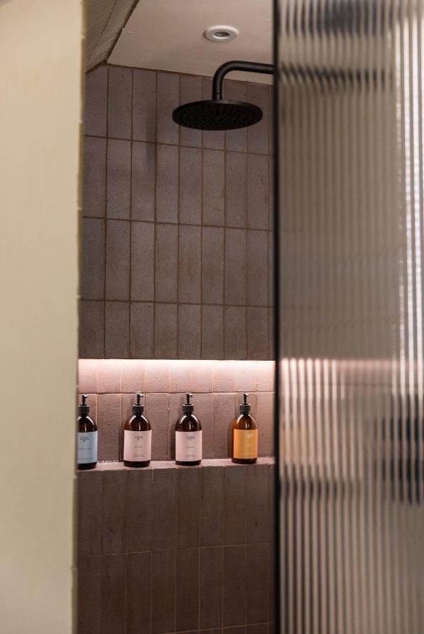Joivy Contemporary With Free Parking Holiday home Edinburgh