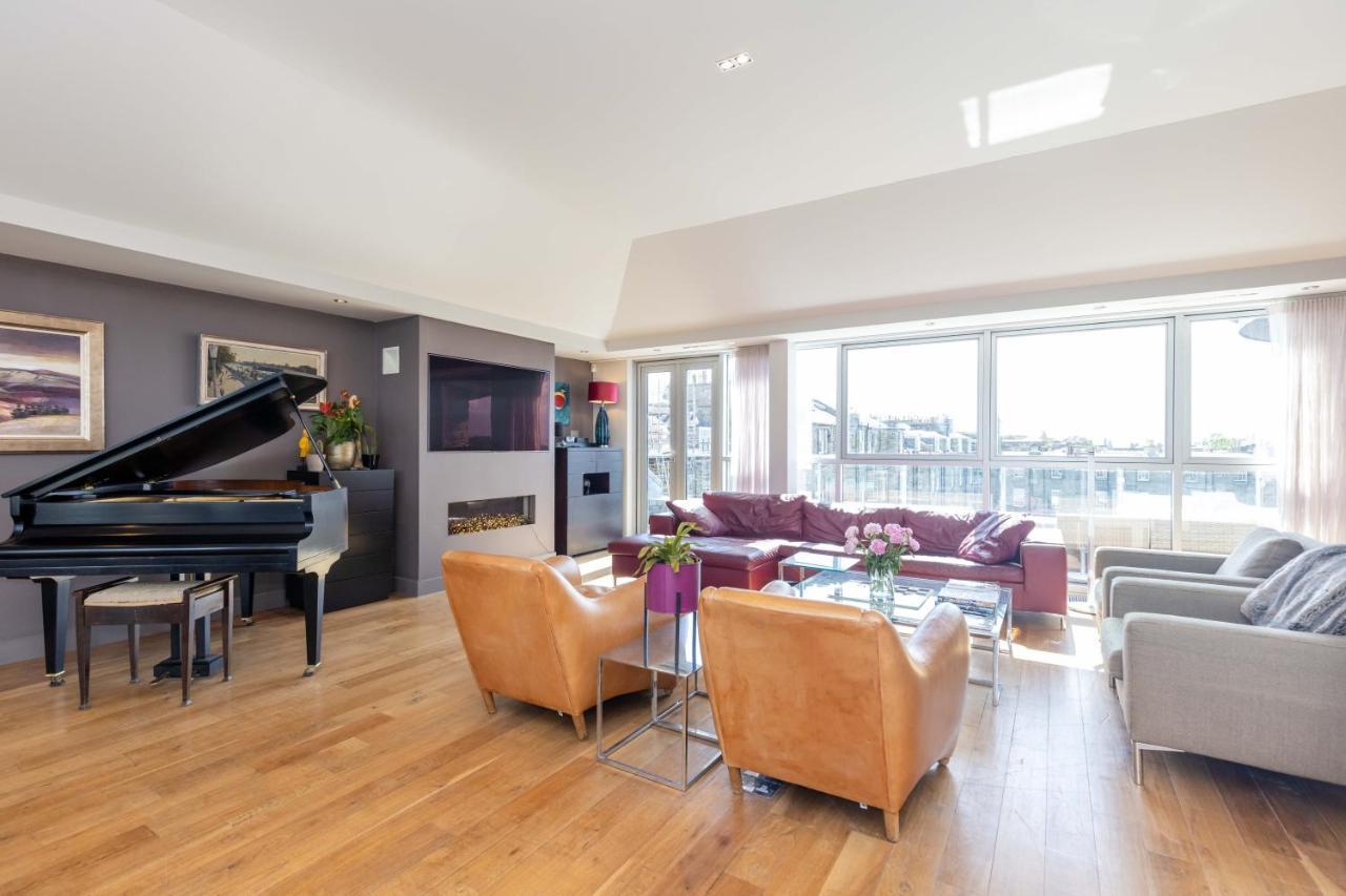 Joivy Beautiful Penthouse With Terrace & Jacuzzi Apartment