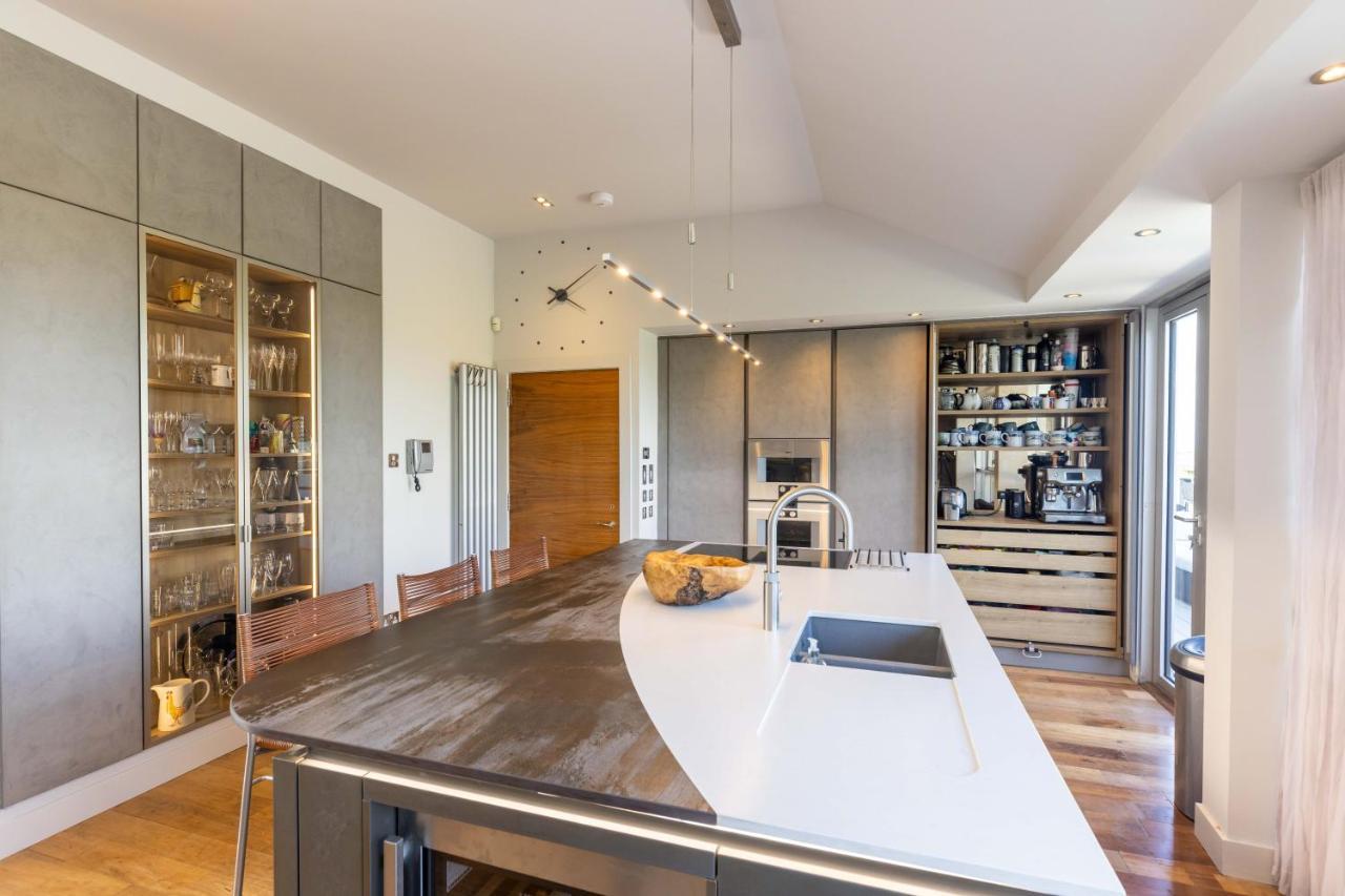 Apartment Joivy Beautiful Penthouse With Terrace & Jacuzzi *