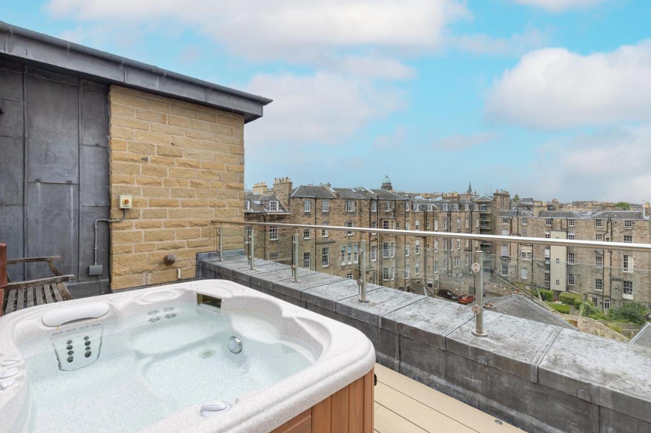 Joivy Beautiful Penthouse With Terrace & Jacuzzi Apartment *