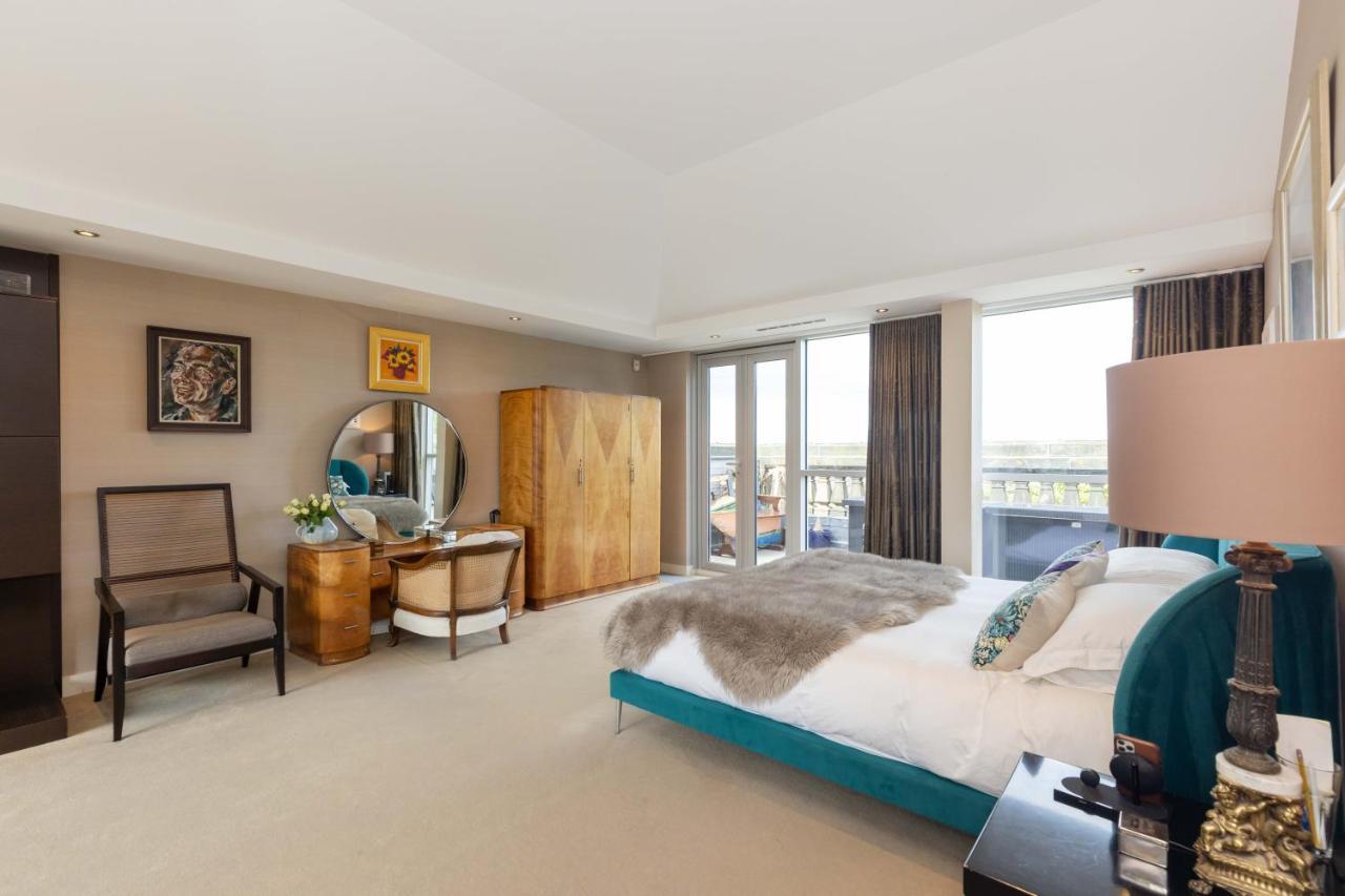 Joivy Beautiful Penthouse With Terrace & Jacuzzi Apartment *