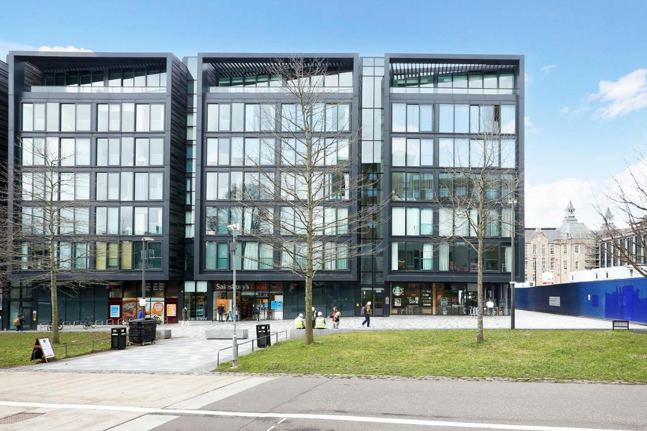Apartment Altido Elegant Flat Near The Meadows With Parking *