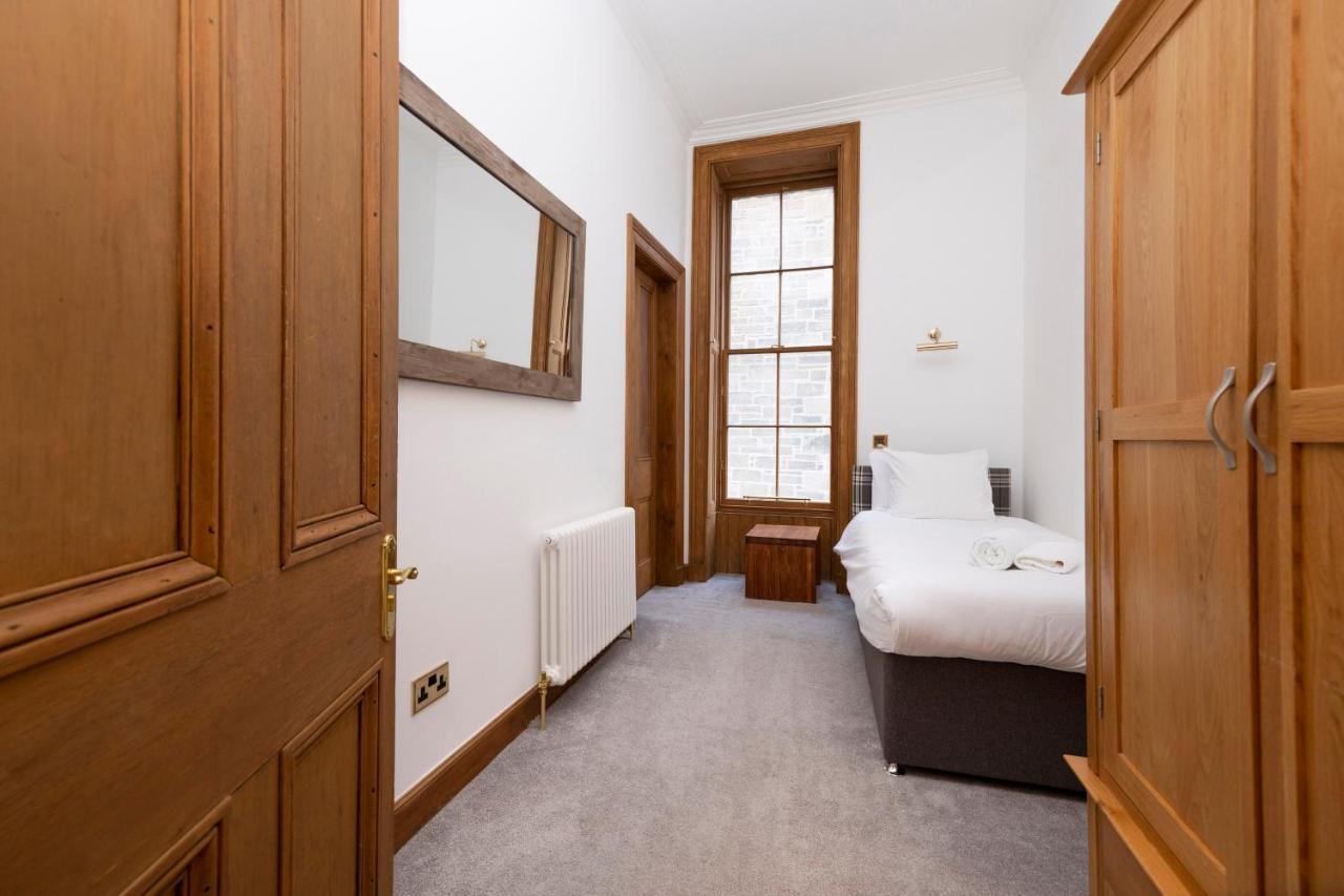 Apartment Joivy Spacious Near The Meadows *