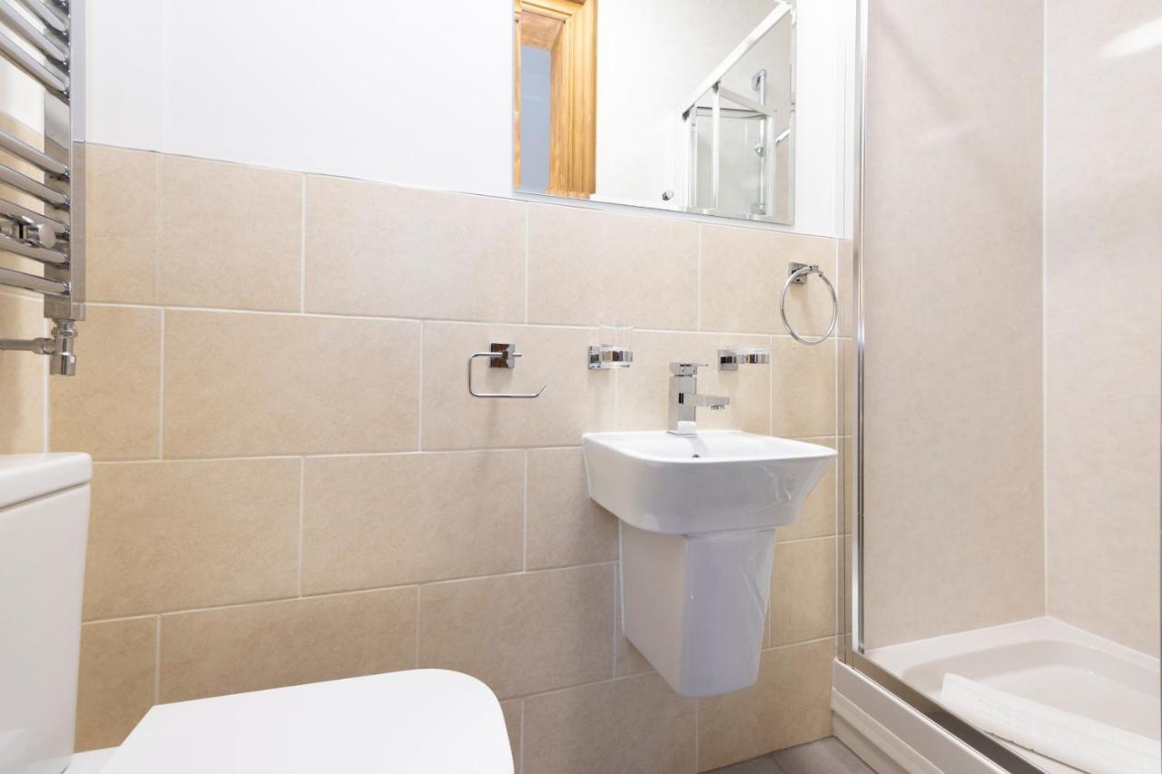 Apartment Joivy Spacious Near The Meadows EDI