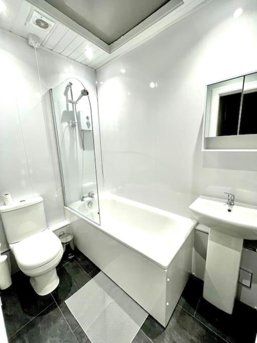 Loft In Joppa EDI