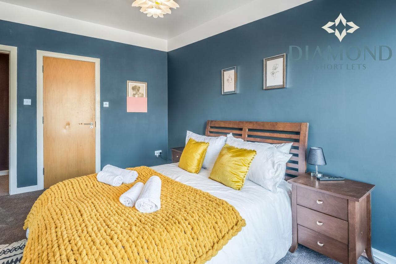 Edinburgh, 2bed Apt, Sea View Free Parking Leisure Or Business Edinburgh