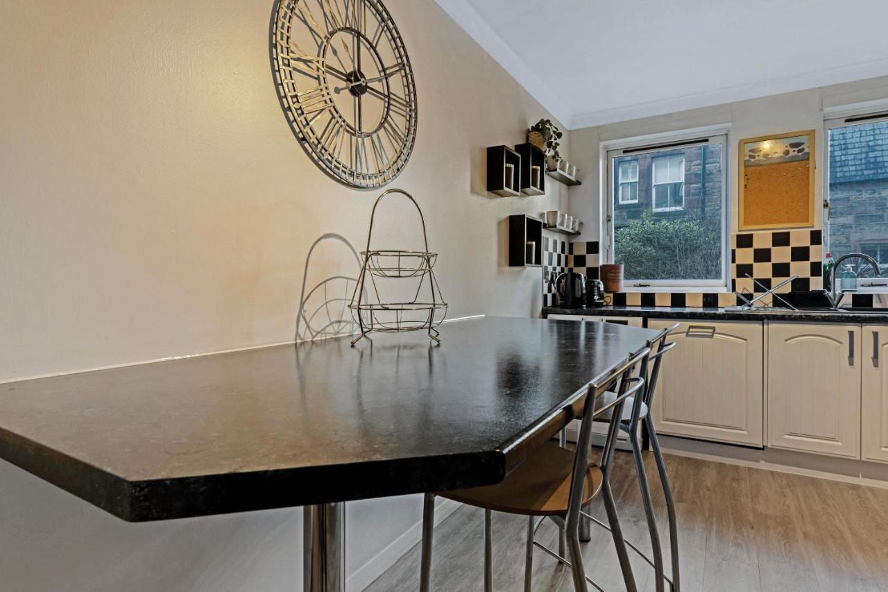 Appartement Elegant & Unique Getaway - Spacious 3 Bedroom, 2 Bathroom Centre - Free Allocated Parking. *