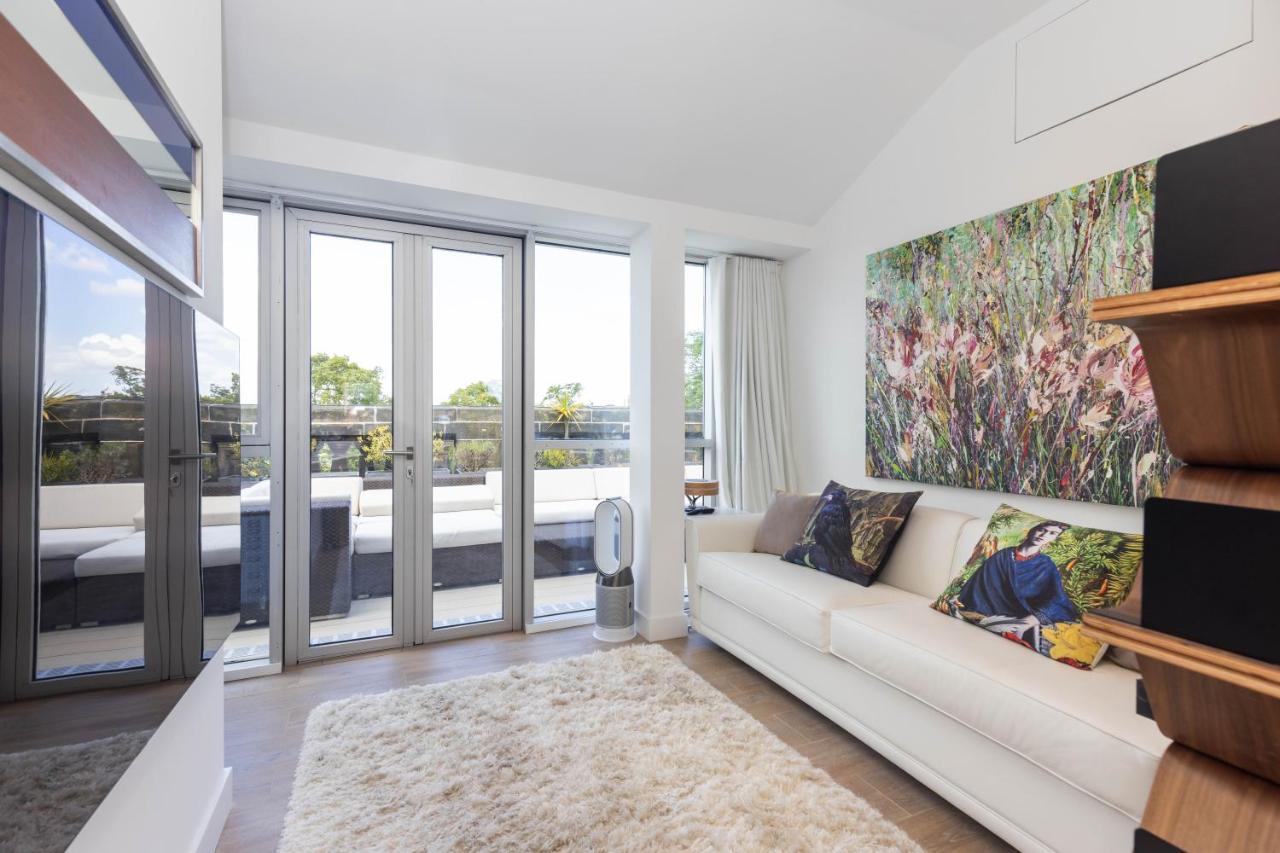 Joivy Beautiful Penthouse With Terrace & Jacuzzi Apartment
