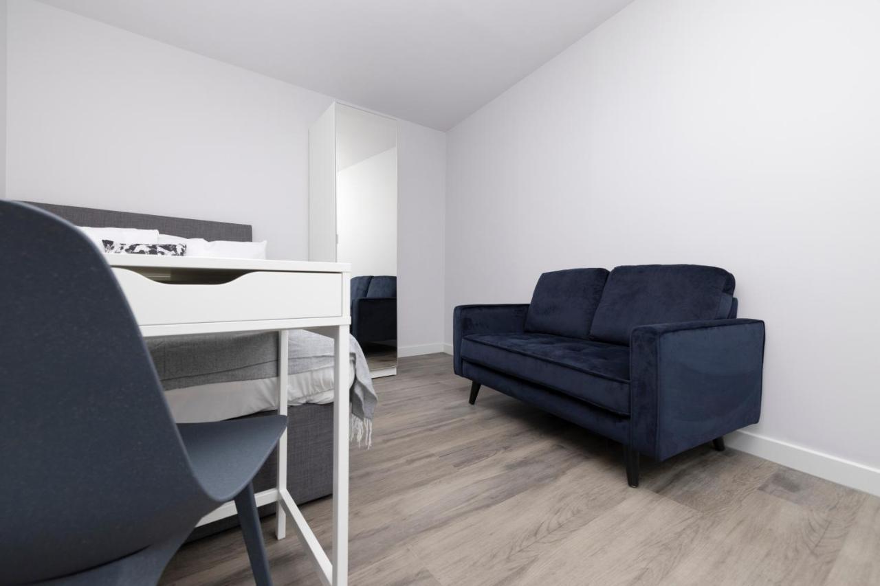 Apartment Altido Elegant Near The Meadows *
