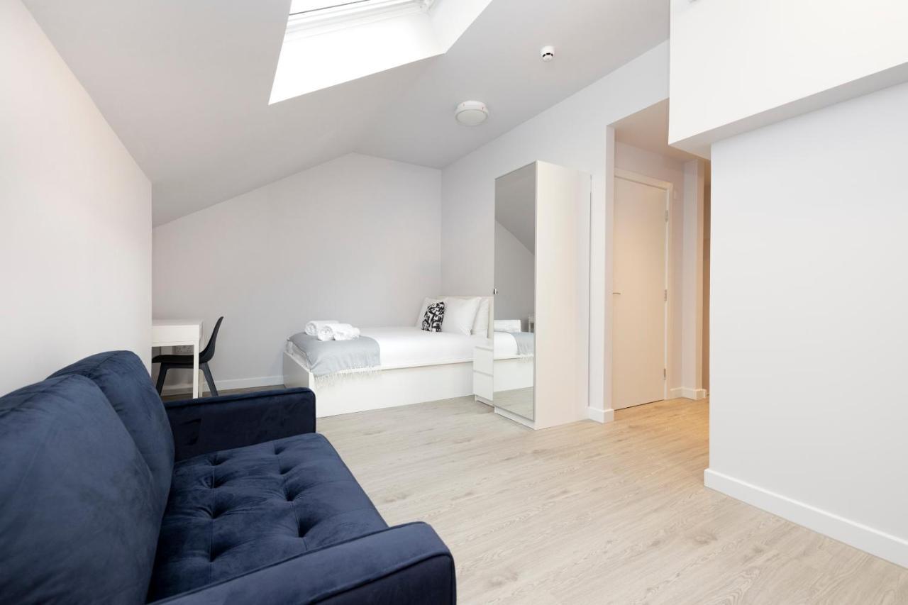 Apartment Altido Elegant Near The Meadows